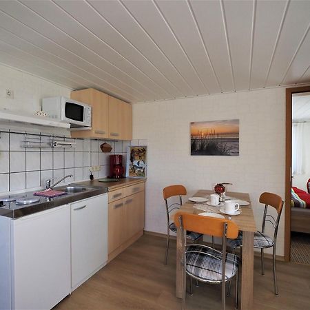 Ferienwohnung Schüler, Wolfgang Ostseeheilbad Ostseeheilbad Zingst Exterior foto